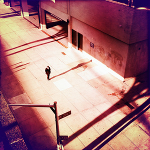 催眠眼镜之三亚孕游最新章节
